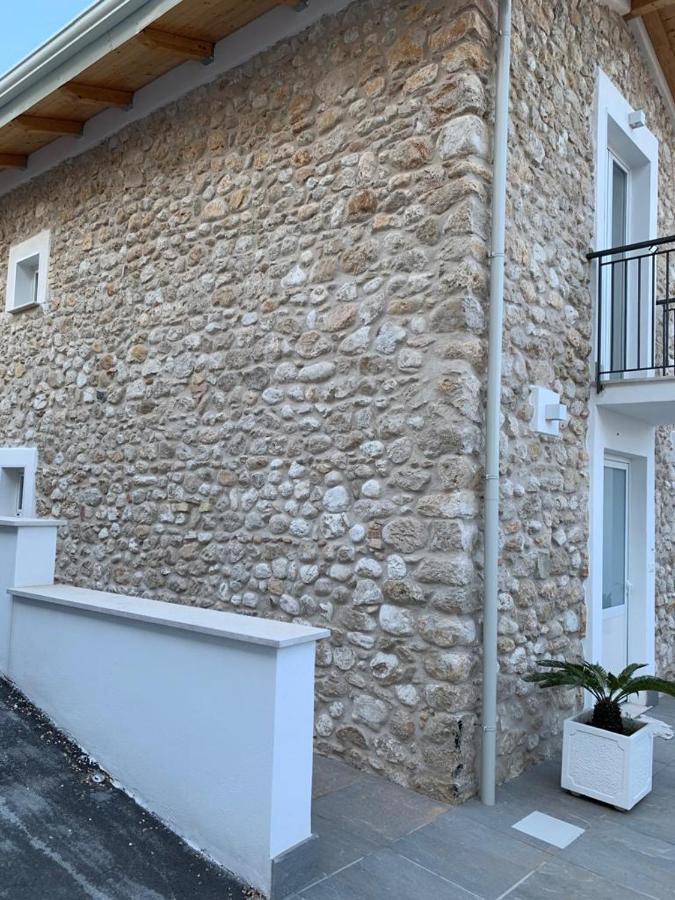Hotel La Casa Di Pietra Formia Esterno foto