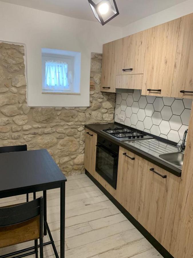 Hotel La Casa Di Pietra Formia Esterno foto