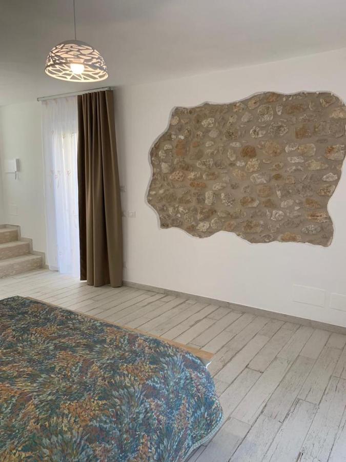 Hotel La Casa Di Pietra Formia Esterno foto