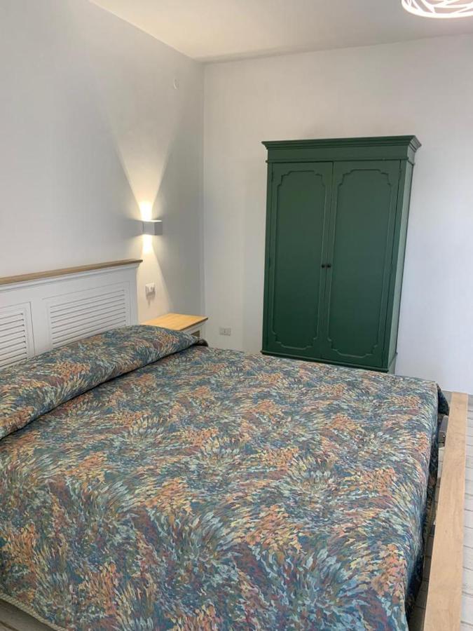 Hotel La Casa Di Pietra Formia Esterno foto
