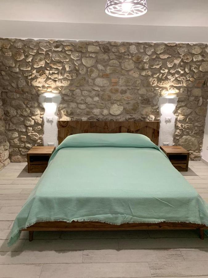 Hotel La Casa Di Pietra Formia Esterno foto