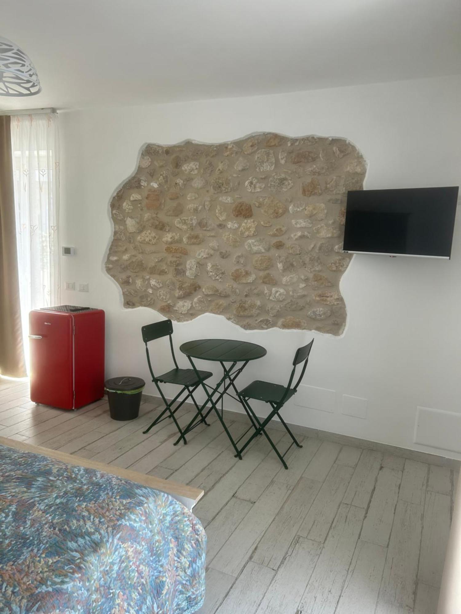 Hotel La Casa Di Pietra Formia Esterno foto